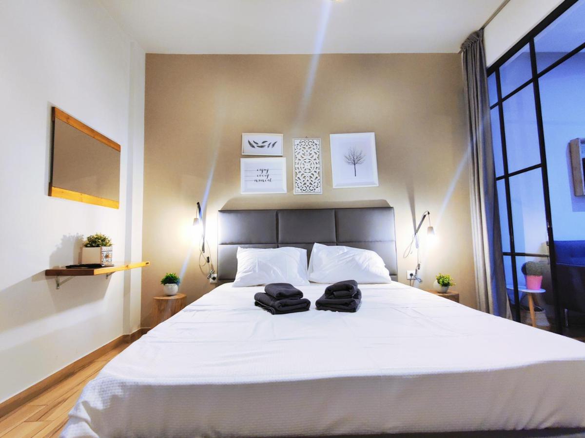 Wsd Luxury Stylish 2Bedroom Apartment With Blacony 1' To Metro Athena Bagian luar foto