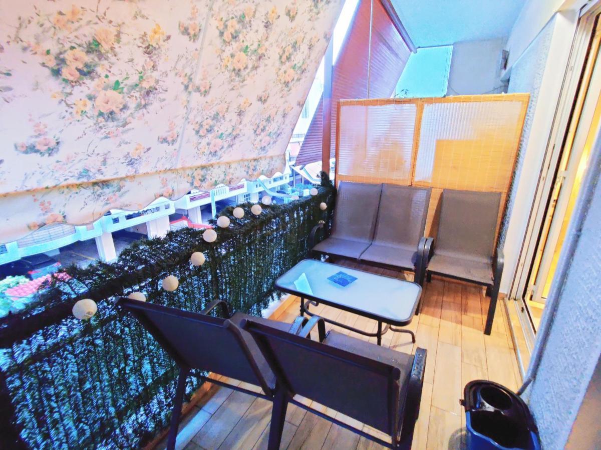 Wsd Luxury Stylish 2Bedroom Apartment With Blacony 1' To Metro Athena Bagian luar foto